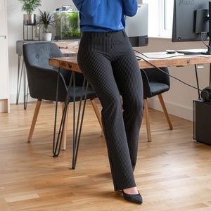 NWOT Betabrand Dress Pant Yoga Pants - Black Pinstripe, SP Straight Leg